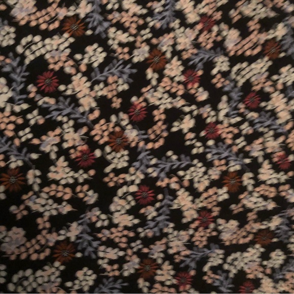 Loft floral skirt - Picture 3 of 8